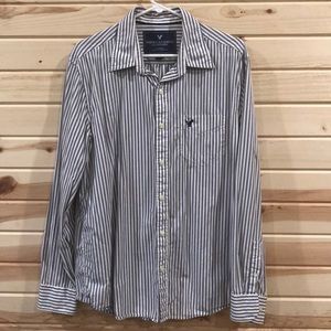 American Eagle long sleeve men’s shirt